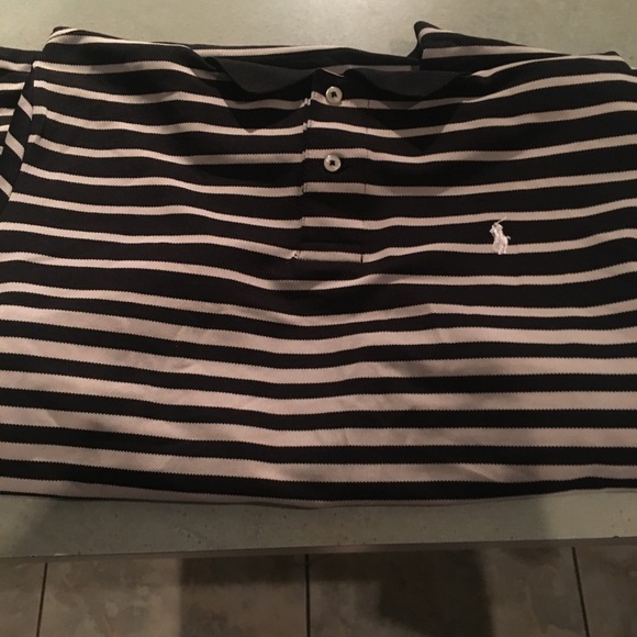 Polo Button Down T-shirt - Picture 6 of 8